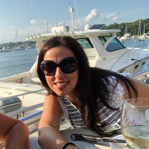 Meet your Posher, Lisa